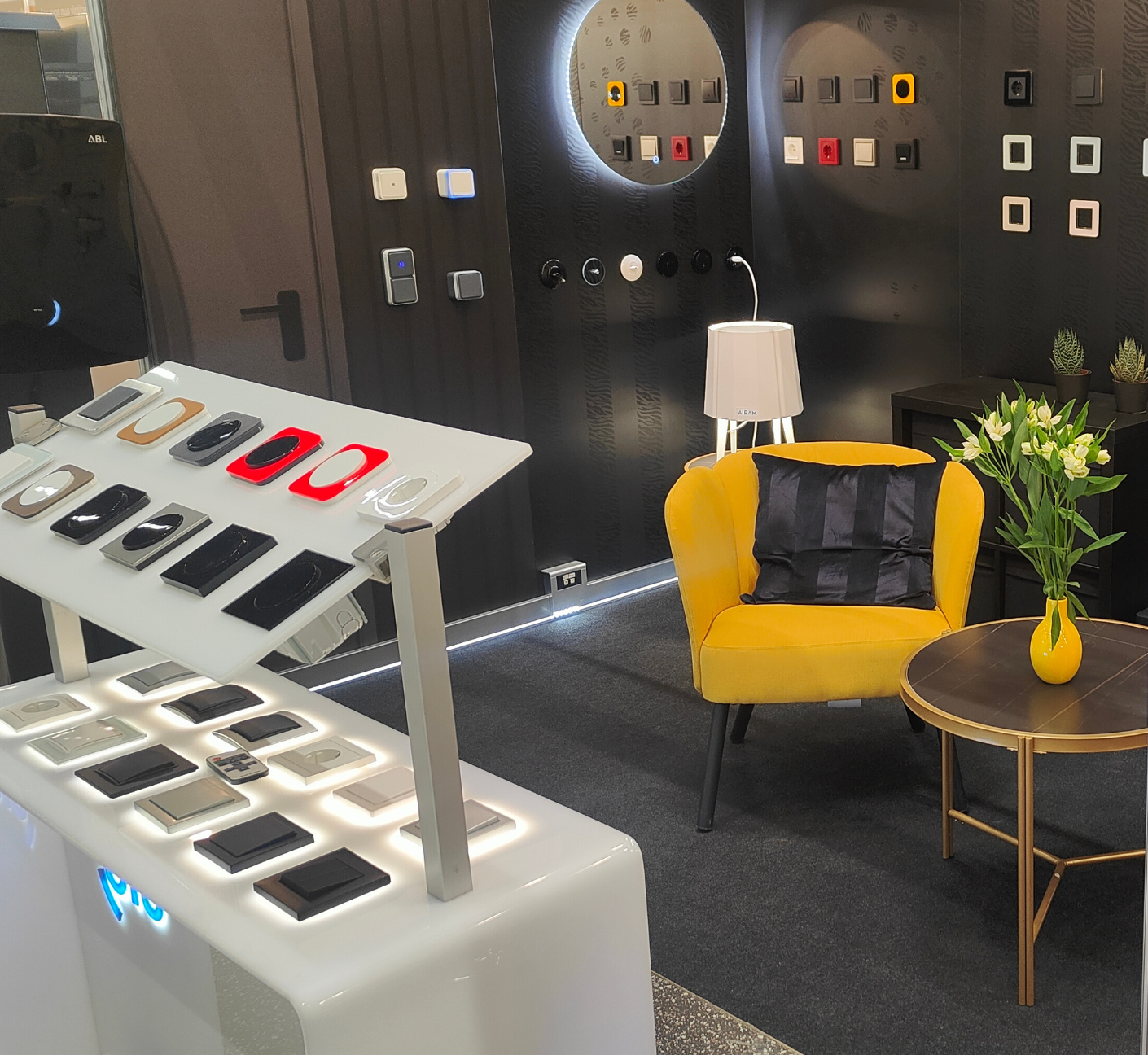 UTU_showroom_elektros_instaliacija