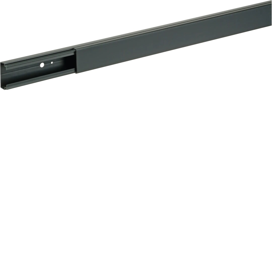 Kanal 20x35mm, svart farge med tape