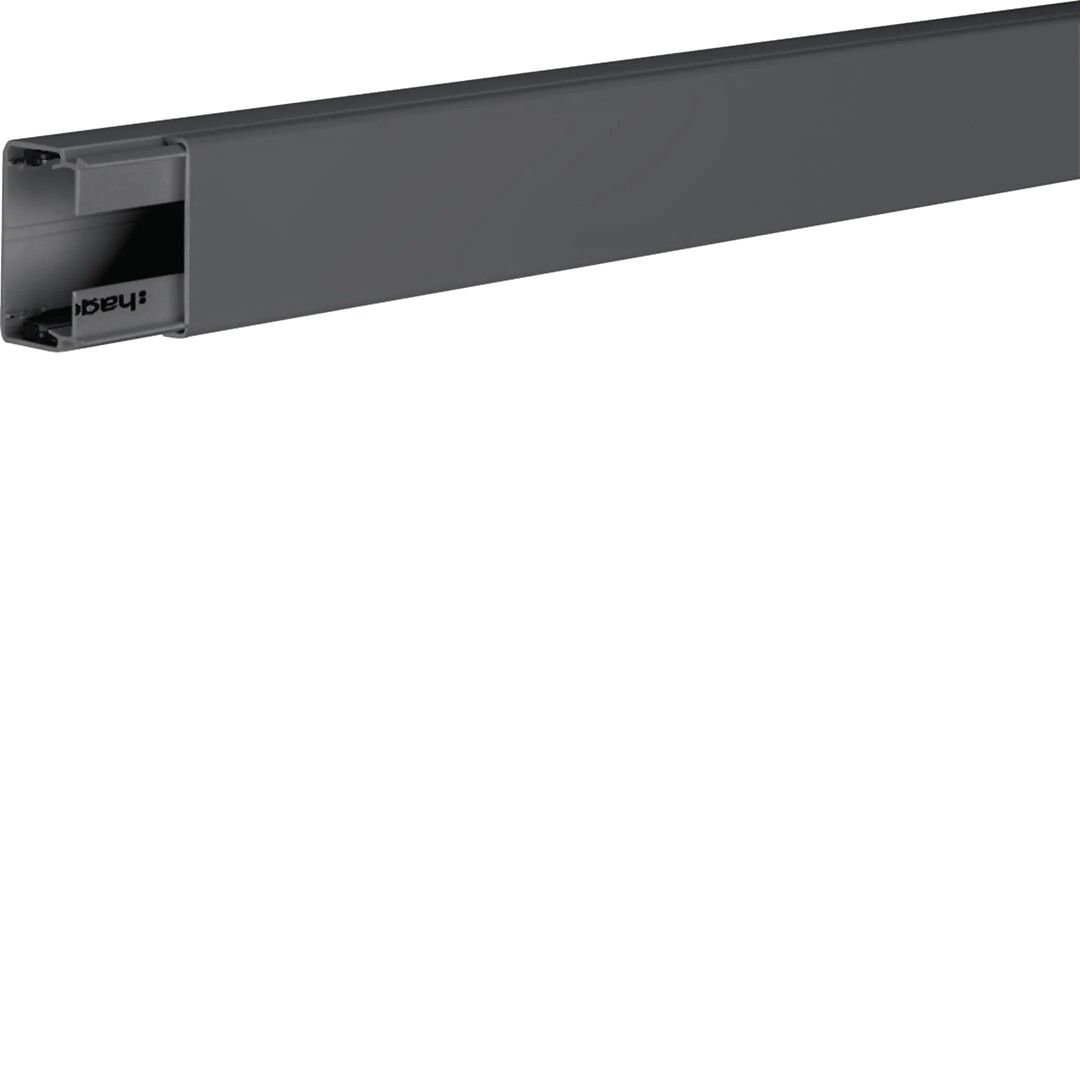 Kanal 30x45mm, svart farge med tape